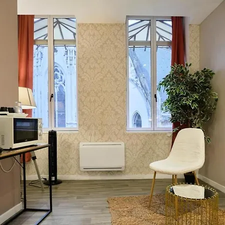 Beige #2#- Vue&jacuzzi Privé-self Check-in Apartment *