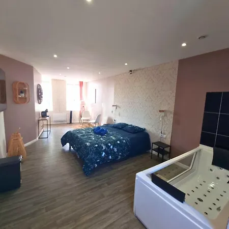 Beige #2#- Vue&jacuzzi Privé-self Check-in Apartment