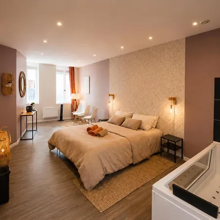 Beige #2#- Vue&jacuzzi Privé-self Check-in Apartment *